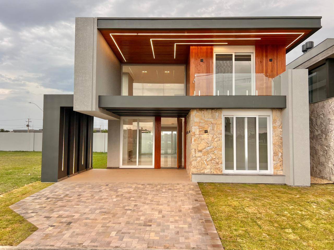 Casa em Condomínio 4 dormitórios em Xangri-lá | Ref.: 5726